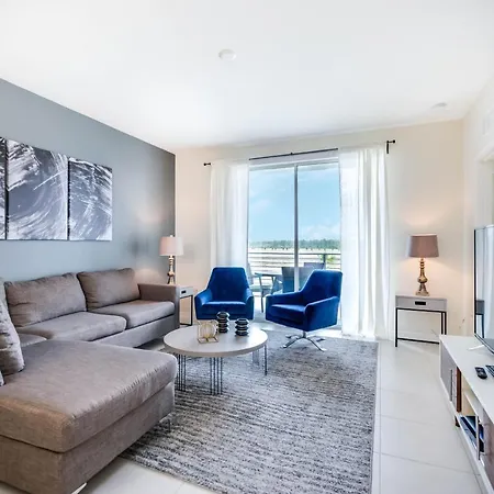 4714Ct Amazing Story Lake Brand New Condo